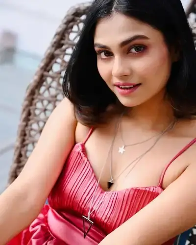 Escort Service Kotri
